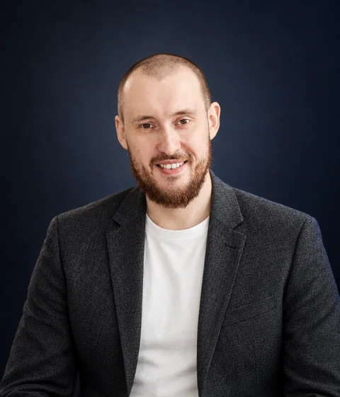 Дмитрий Максименко